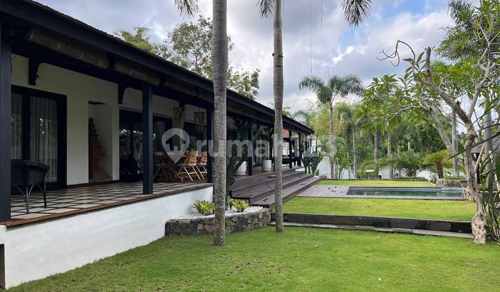 Big Garden Luxury Villa Mediterranean Style At Canggu