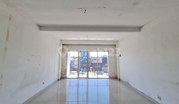 Ruko Royal Sunset on Sunset Road Main Street Bali