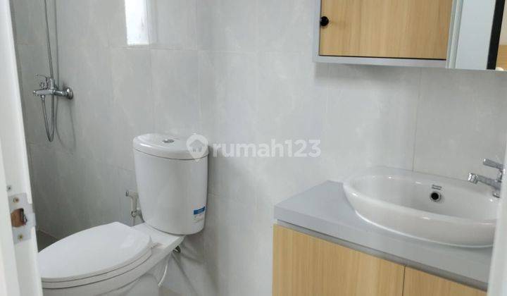 Dijual Rumah Baru Bagus 2+1 Kamar, 2 Carport Di Kalimaya Park Pamulang  2