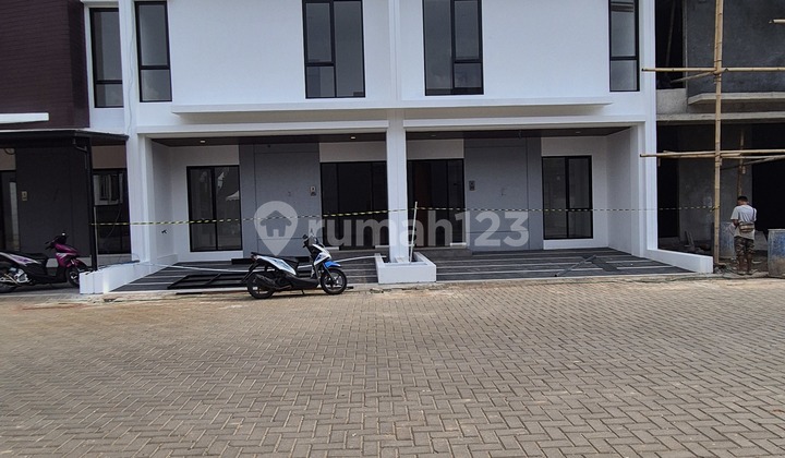 Rumah di Bintaro Dekat ********.sudimara
