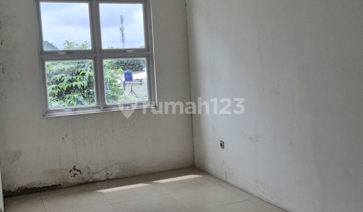 House ******** Pondok Ranji Station Bintaro 2