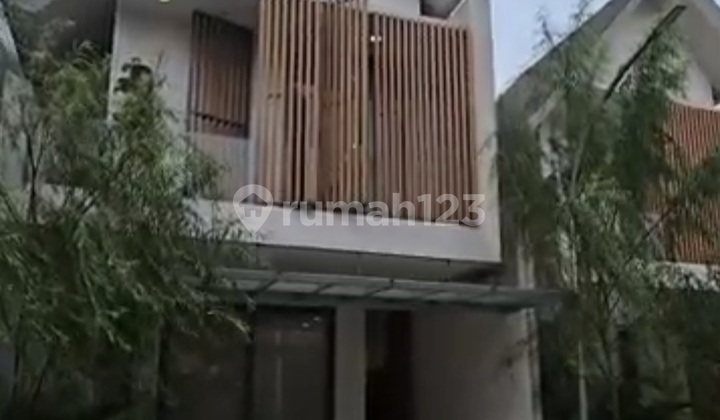 Town.house di Cirendeu Hanya 16 Rumah 10.Menit Ke.mrt