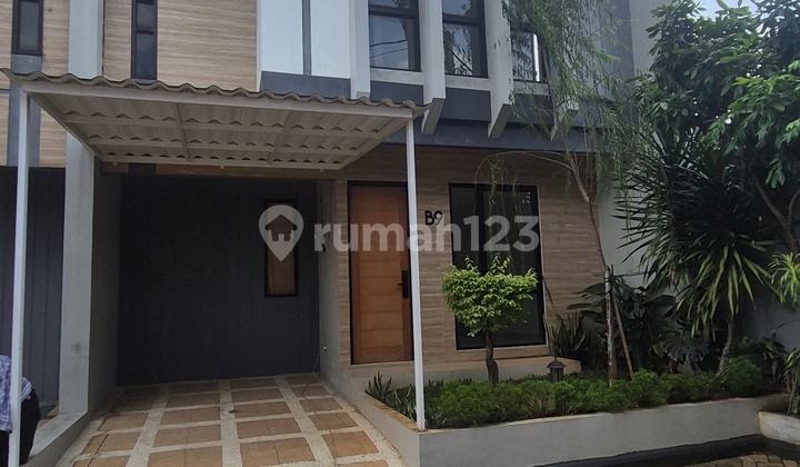 Cluster.baru di Larangan Ciledug 5 Menit ke Busway