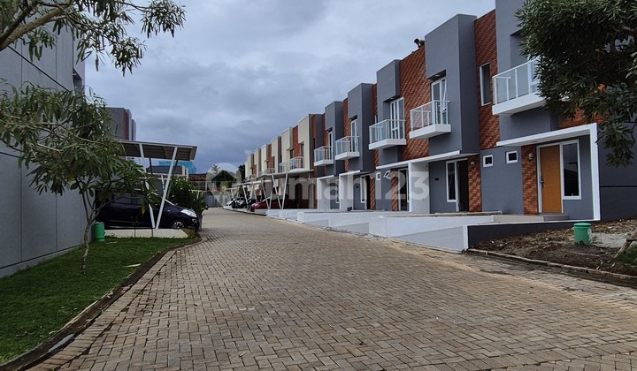 Townhouse.di.pamulang.dekat Walikota