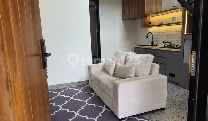 Rumah.mungil Hanya 10 Menit Ke.krl.& Tol 2