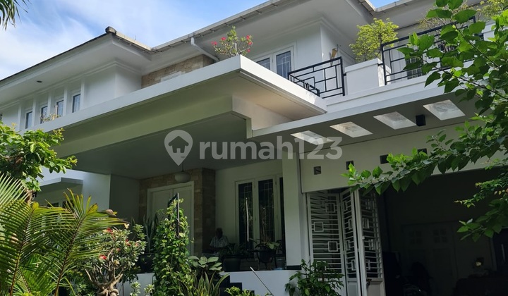 Luxury and Spacious House in Bintaro Jaya 2