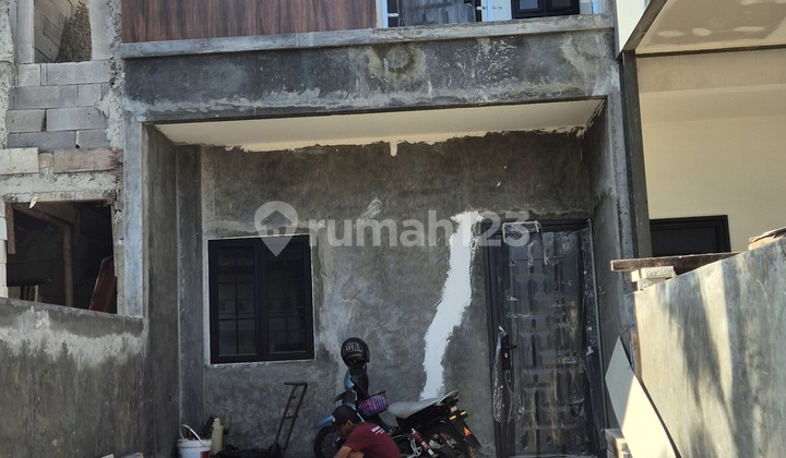 Cluster.di Larangan.ciledug Hanya 5 Menit Ke.transjakarta Puri.beta