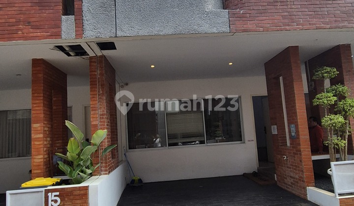 Rumah Mungil Di.ciputat Hanya 12 Menit.ke.mrt.lebak.bulus