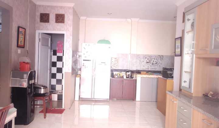 Rumah Terawat dan Luas, Lingkungan Asri di Pamulang 2