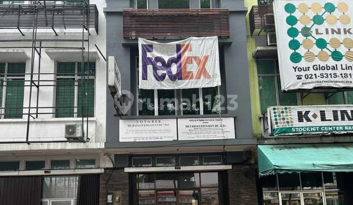 Dijual Ruko 3 Lantai Strategis Di Bsd - Hadap Jalan