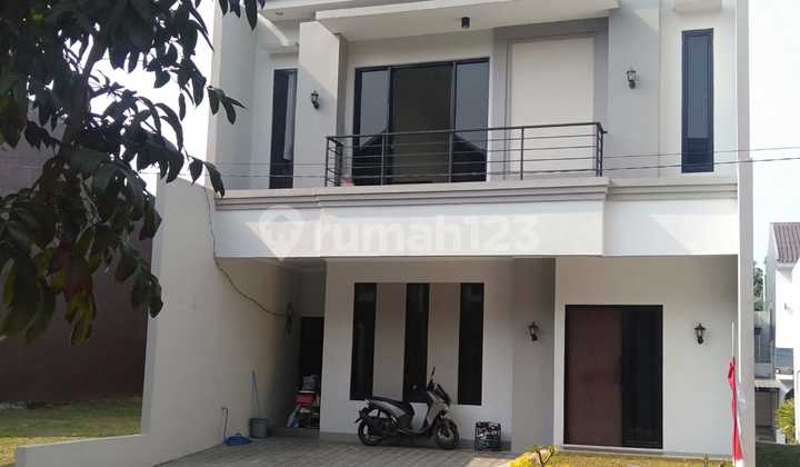 RUMAH SIAP HUNI DI KENCANA LOKA, BSD