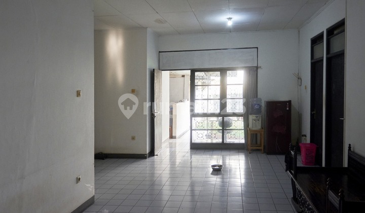 HOUSE FOR QUICK SALE IN BSD 2