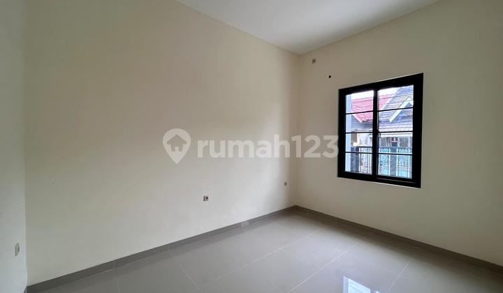 RUMAH 2 LANTAI SIAP HUNI DI BSD NUSA LOKA 2