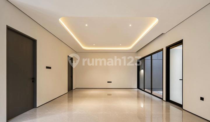 New Home with Contemporary Tropical Concept in BSD 2