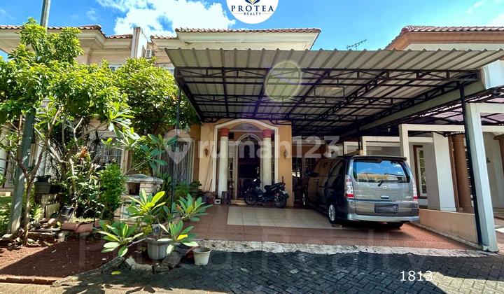 House in a Strategic Location Near Toll Access