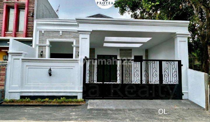 Rumah Baru American Classic Depan Taman  1