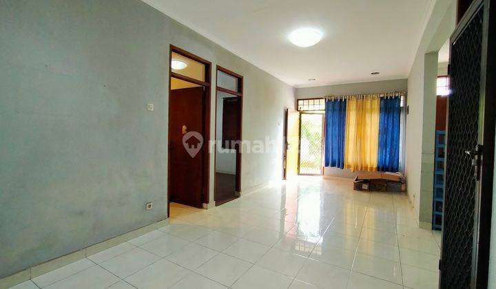 Dijual Rumah Siap Huni Rapi Terawat Semi Furnished  Di  Bsd 2