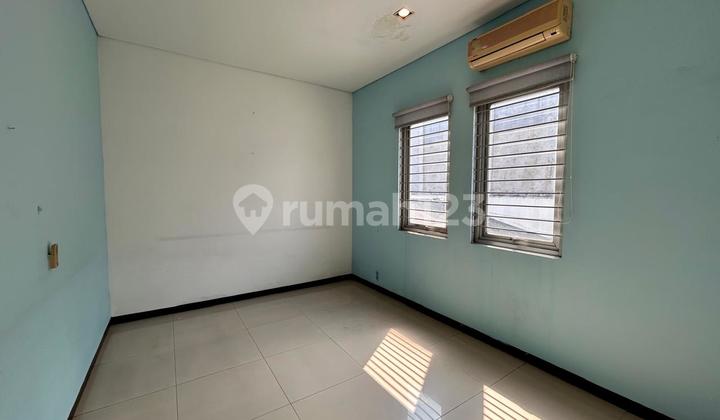FOR SALE FAST! LUXURY HOOK HOUSE IN KENCANA LOKA BSD 2
