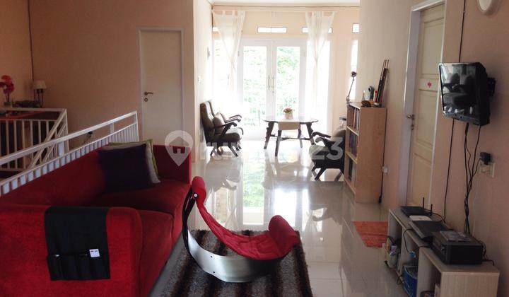 Dijual Rumah 2 Lantai di Griya Loka, BSD City 2