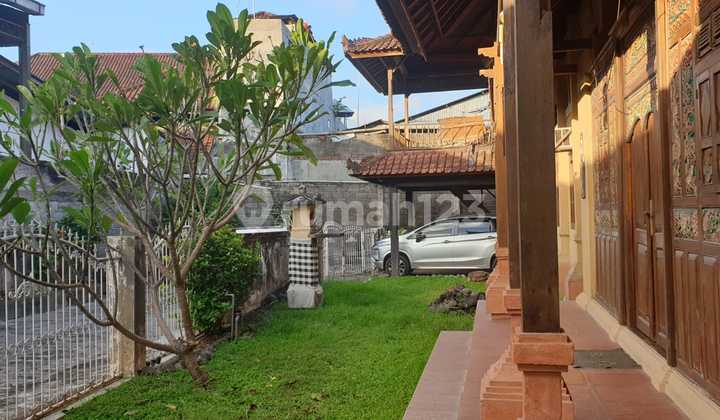 Runah Dekat Jalan Utama dan Mall Living World