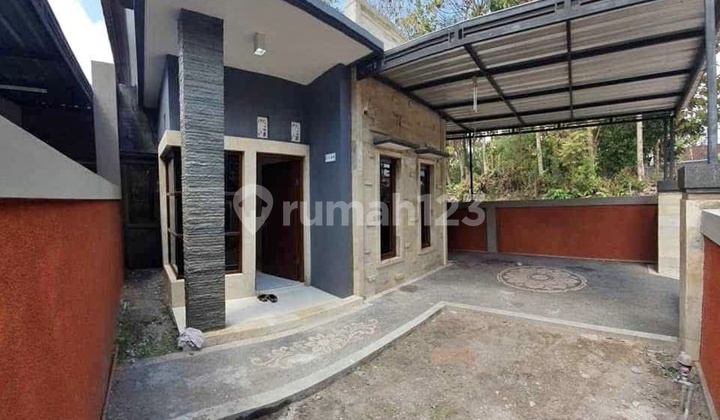 Rumah Minimal 2 Tahun Sewa Jalan Raya Sempidi Mengwi