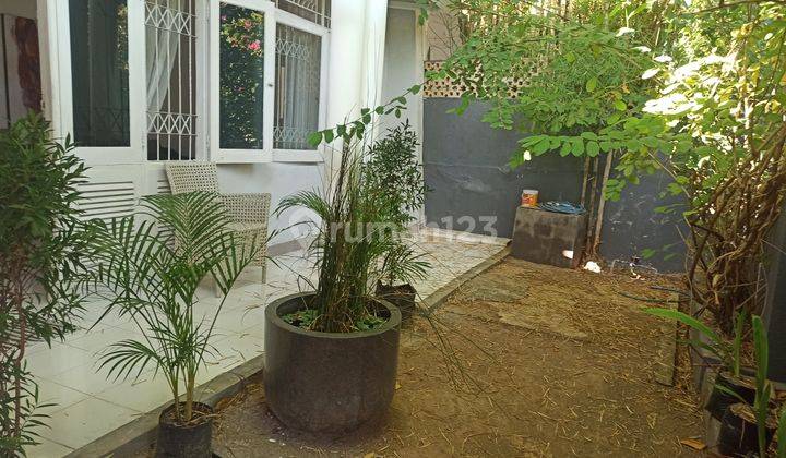 Dikontrakan rumah style villa dalam perumahan asri di puri Gading Jimbaran 4