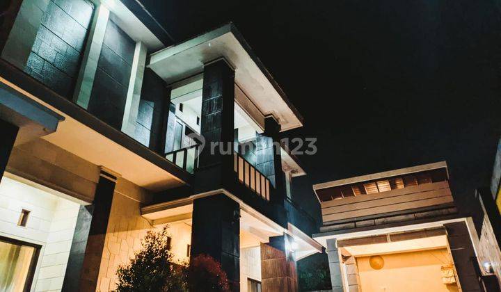 For sale house in Jimbaran hill area near Unud and Gwk 1