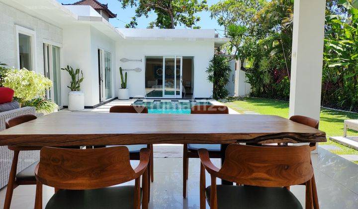 Villa With big garden Yearly Lease in Seminyak Area  2