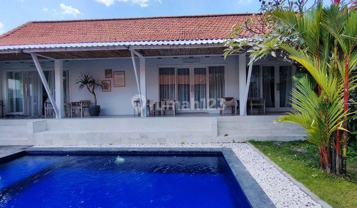 Five Bedroom Guest House With Pool In Berawa Area  1