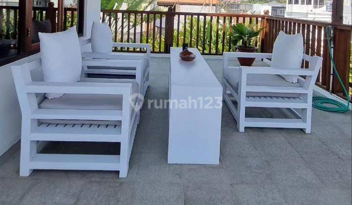 Spacious Lush Garden And Nice View Villa In Padonan Canggu For Yearly Lease  2