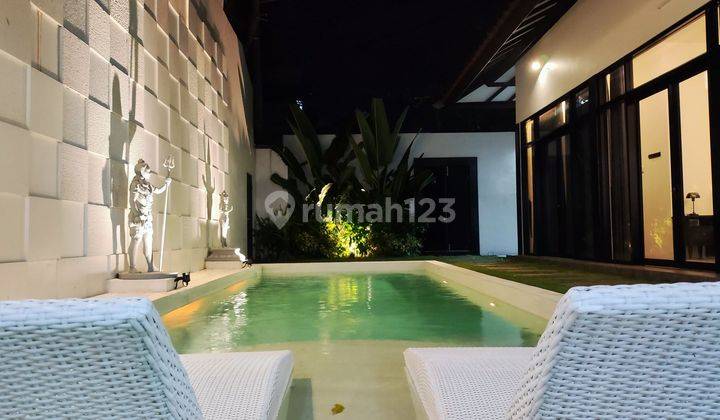 Modern minimalist villa in Drupadi Seminyak only 4 minutes away to Seminyak beach  1