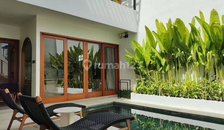 3 bedroom modern villa with rooftop in Pererenan for long lease 28 years  2