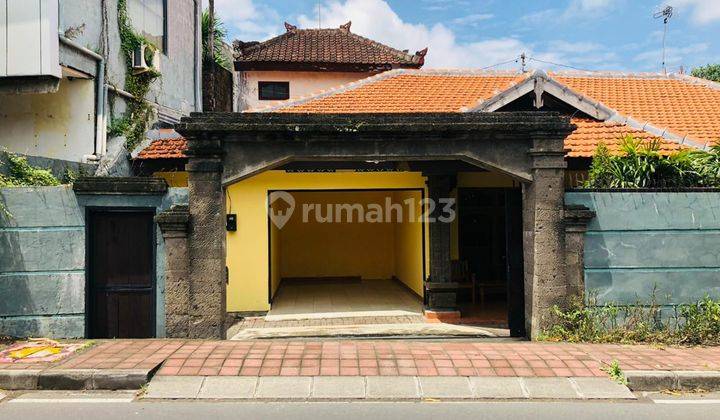 Disewa Rumah Semi Villa With Pool Kerobokan Badung  2