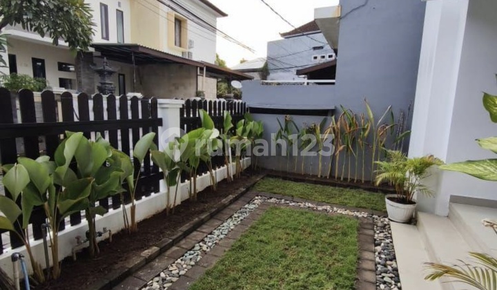 Minimalist House Near Kerobokan Seminyak 2