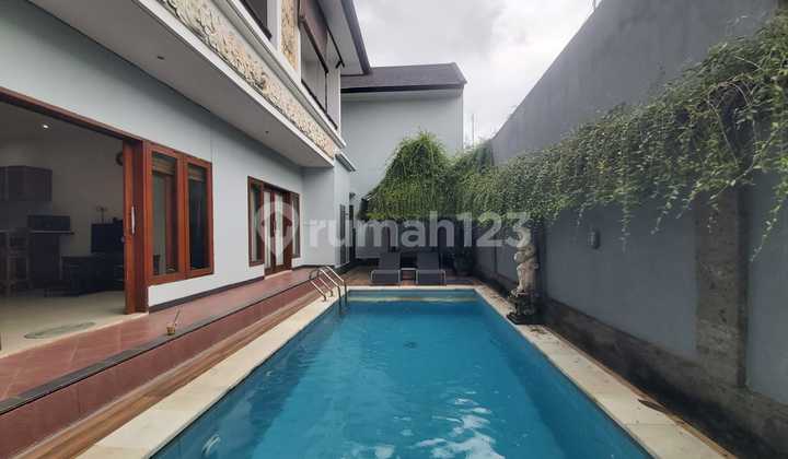 Villa yang Tenang dan Nyaman di Jalan Dewi Sri Kuta
