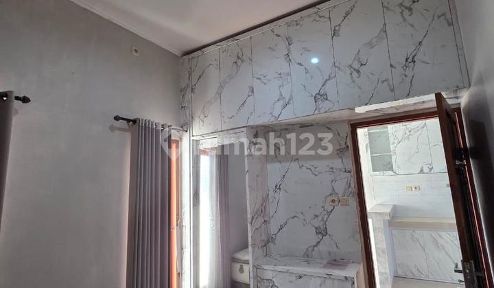 Two-Story House Taman Griya Jimbaran 2