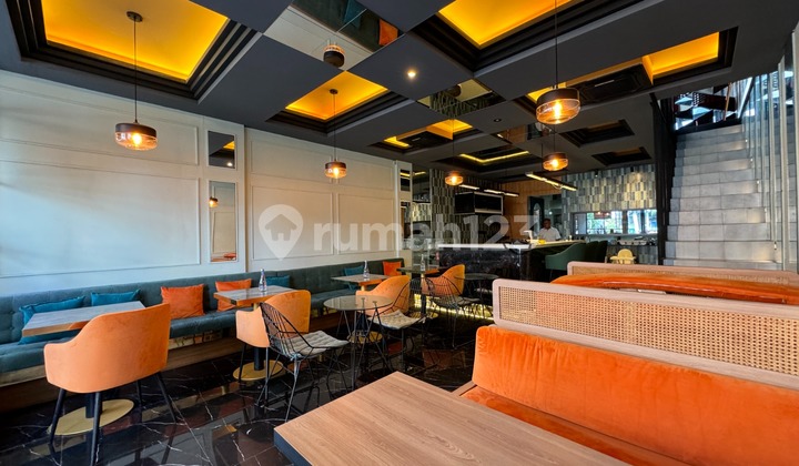 Dijual Restaurant Siap Operasional - Central Berawa, Canggu