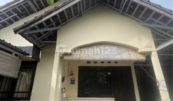 In a Jimbaran Rented Empty House