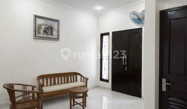Rumah Minimalis 2 Lantai Area Imam Bonjol 2