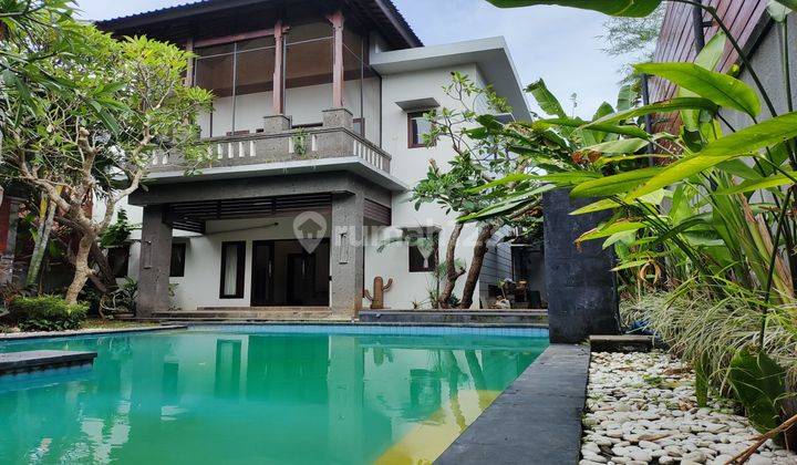 2 Bedroom Villa With Rooftop In Canggu  2