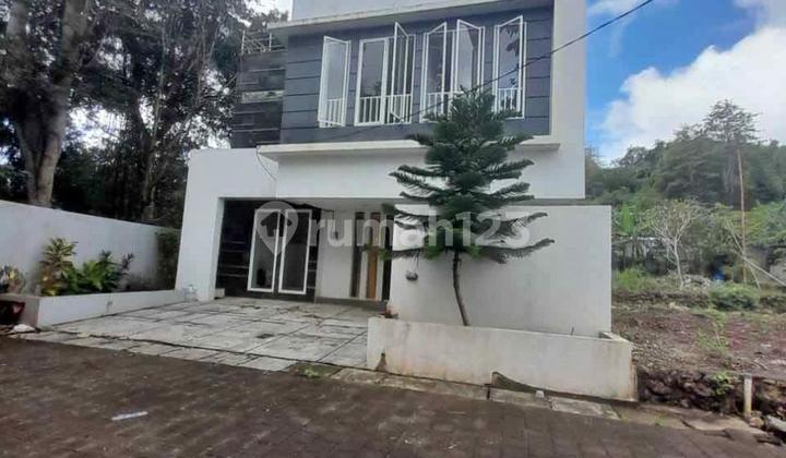 Ready-to-Live House in Jimbaran Near Unud Campus and GWK 2