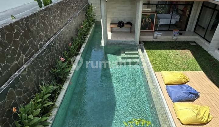 Villa Mewah Sanur Matahari Terbit 1 KM ke Pantai