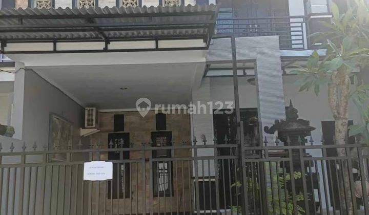 Rumah Dua Lantai Semi Furnished Denpasar Timur Dekat Pantai 2