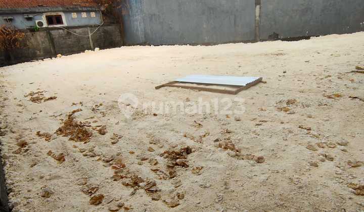 Premium Land Surrounded by Villas, Private Position in Seminyak