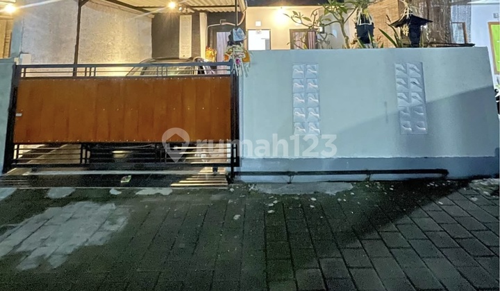 In the Rental House in the Elite Housing Complex The Royal Griya Loka Tabanan In the Rental House in the Elite Housing Complex The Royal Griya Loka Tabanan