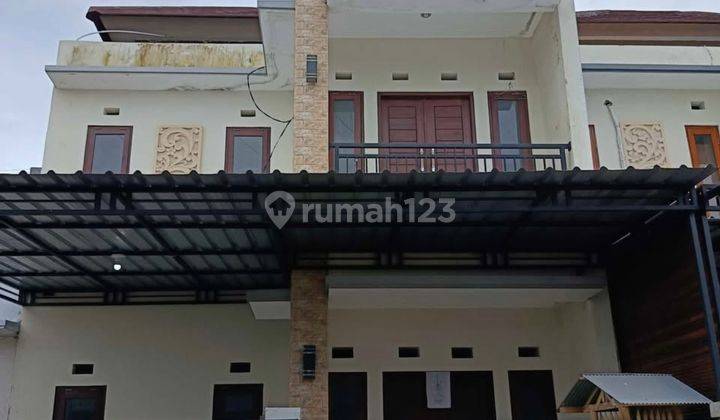 Rumah 2 Lantai Area Pemogan 1