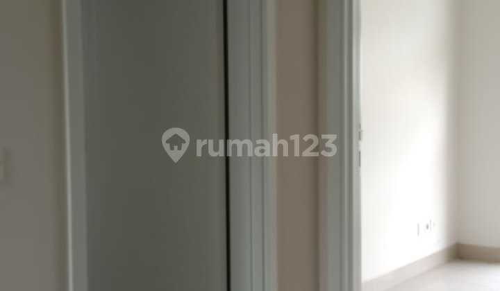 Rumah Unfurnished, Lokasi Strategis Dekat Sekolah Santa Ursula Bsd 2