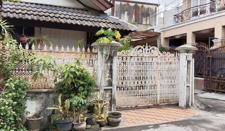 Rumah Hook  di Rawamangun Jakarta Timur  1