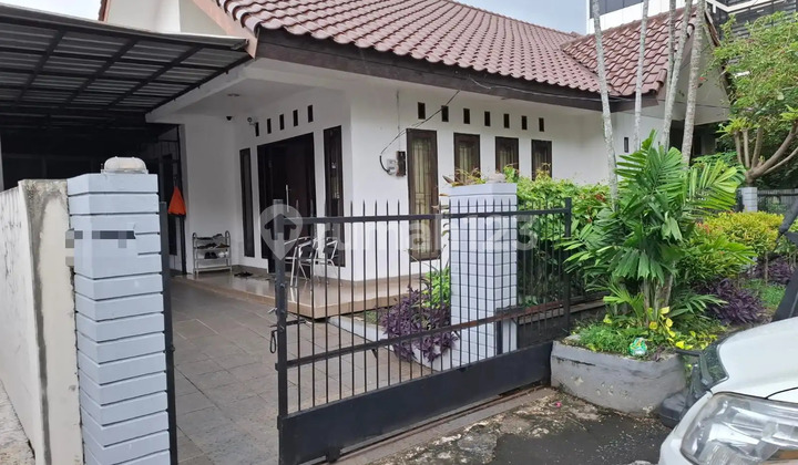 Strategic House in West Cilandak, South Jakarta 2