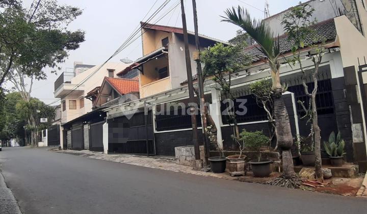 Rumah di Tebet Barat Jakarta Selatan 2